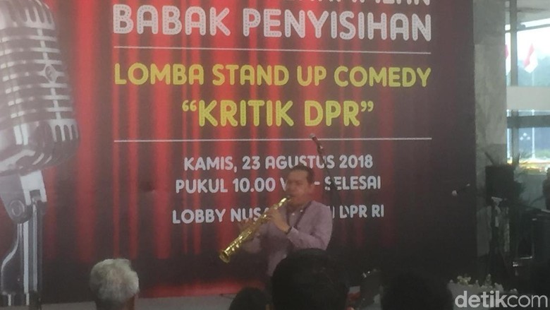 Pimpinan KPK Unjuk Gigi Main Saksofon di Lomba Kritik DPR Pimpinan KPK Unjuk Gigi Main Saksofon di Lomba Kritik DPR