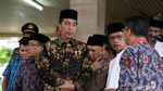 Jokowi Serahkan Dua Sapi Limosin ke PP Muhammadiyah