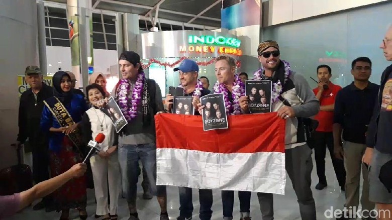 Siap siap Hari Ini Boyzone akan Guncang Surabaya 