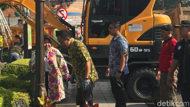Jadi Jujugan Selfie, Taman Suro dan Boyo di Depan KBS Dipercantik Jadi Jujugan Selfie, Taman Suro dan Boyo di Depan KBS Dipercantik