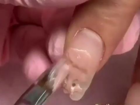 nail art aneh bentuk kaki