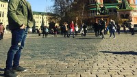 Reza juga pernah berkunjung ke Moskow, Rusia. Dia berfoto di depan Saint Basil Cathedral yang ikonik (rezaalipour.1/Instagram)
