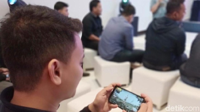 Oppo merilis teknologi Hyber Boost yang diklaim dapat mendongkrak kinerja ponsel. Foto: detikINET/Adi Fida Rahman Oppo merilis teknologi Hyber Boost yang diklaim dapat mendongkrak kinerja ponsel. Foto: detikINET/Adi Fida Rahman