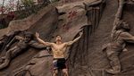 Gaya Traveling Reza Alipour, Si Tampan Atlet Speed Climbing Iran