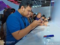Kelahiran OPPO F9