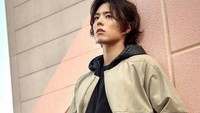 Banyak para pengemar yang mengira gaya rambut Park Bo Gum sengaja diubah demi peran di drama terbarunya. Foto: Dok. Instagram/me.u.5 •