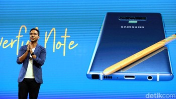 Usai diluncurkan secara global awal Agustus lalu di New York, Amerika Serikat, kini Samsung resmi mendaratkan Galaxy Note 9 di Indonesia. Foto: detikINET/Rengga Sancaya