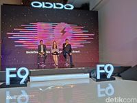 Kelahiran OPPO F9