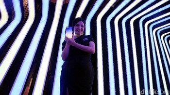 Ponsel ini ditenagai Snapdragon 845 untuk pasar Amerika Serikat dan China. Sementara pasar global mengusung prosesor Exynos 9810. Foto: detikINET/Rengga Sancaya