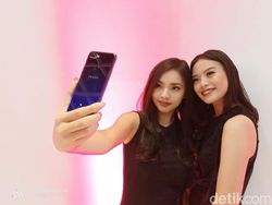 Pesona OPPO F9 yang Menggoda Mata