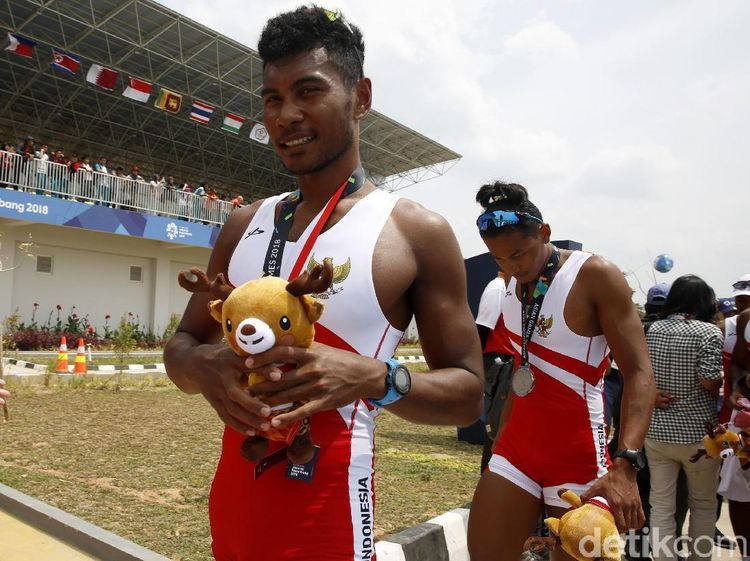 Indonesia Kantongi Medali Perak dari Cabang Dayung Putra
