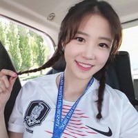 Ia pun sering tampil dengan gaya sporty. Foto: Instagram