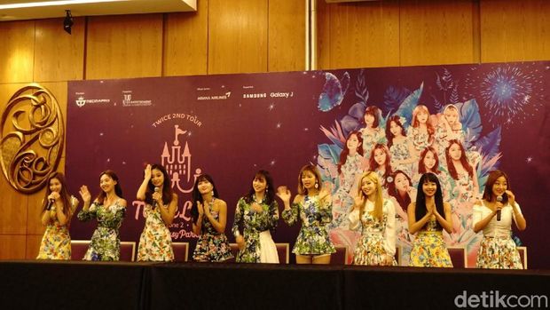 Gelar Konser di Jakarta Besok, TWICE Siapkan Penampilan Spesial