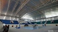 MSC dibangun di atas lahan milik Pemda Mimika seluas 12,5 hektar sejak tahun 2013 dengan terdiri dari satu stadion indoor dan stadion outdoor untuk atletik.