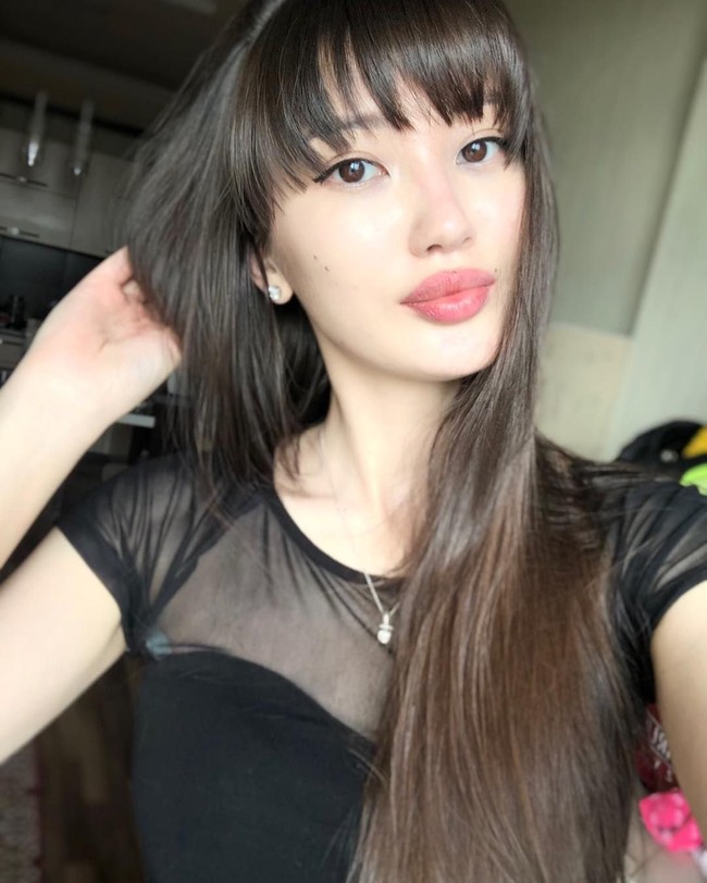 Dilihat di akun Instagram-nya, sejumlah netizen meninggalkan komentar yang mempertanyakan keberadaan dan menanti sosok Sabina di pesta olahraga Asia tersebut. Foto: Instagram @altynbekova_20