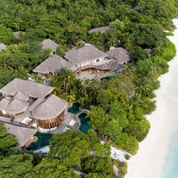 Penginapan ini mengusung konsep ramah lingkungan dengan bangunan utamanya sebagian besar menggunakan material daur ulang. Foto: (Soneva Fushi/CNN Travel)