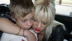 Asia Argento dan Skandal Seksnya