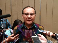 Menelusuri Musabab Menjamurnya Rentenir Online
