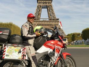 Motor yang Ditunggangi Anies Cocok untuk Keliling Dunia