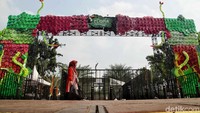Dinas Kehutanan Provinsi DKI Jakarta menggelar Pameran Flora dan Fauna (FLONA 2018) di Lapangan Banteng, Jakarta, Jumat (24/8/2018).