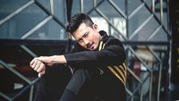 Dari insta-storynya Denny Sumargo tampaknya ada kegiatan lainnya. Bahkan ia sampai ketinggalan pesawat. Dok. Instagram/sumargodenny