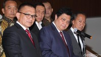 Agus Gumiwang mengantikan Idrus Marham menjadi Mensos.
