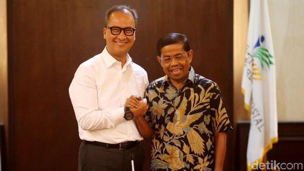 Idrus Marham Serahkan Jabatan Mensos ke Agus Gumiwang