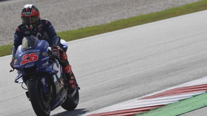 Maverick Vinales tercepat di sesi latihan pertama MotoGP Inggris. (Mirco Lazzari gp/Getty Images) Maverick Vinales tercepat di sesi latihan pertama MotoGP Inggris. (Mirco Lazzari gp/Getty Images)