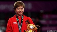Rifda berhak atas medali perak cabang Senam Artistik nomor Senam Lantai (Floor Exercise) setelah meraih skor terbaik kedua dalam pertandingan di Hall D JIExpo, Jakarta, Jumat (24/8/2018).