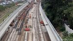 Rel LRT Jabodebek Dipasang, Ini Lho Penampakannya