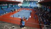Sebelumnya, venue tenis di Jakabaring Sport City basah karena diguyur hujan sejenak, Jumat (24/8).