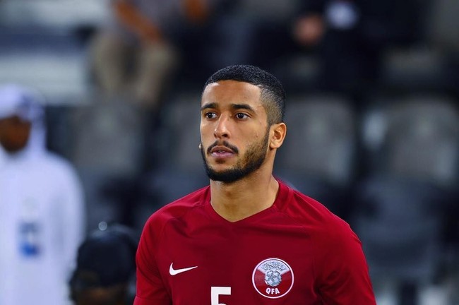 Pria ganteng ini adalah Tameem Al Muhaza. Dia atlet sepakbola yang memperkuat tim Qatar di Asian Games 2018. Berusia 22 tahun, saat tidak memperkuat timnas Qatar, Tameem main untuk klub Al-Gharafa. Foto: Dok. Instagram, Dok. Getty Images