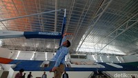 Stadion tertutup MSC mampu menampung 5.500 penonton, termasuk 75 penonton VIP. Stadion tertutup ini diperuntukkan sebagai arena untuk bulu tangkis, basket, dan voli.