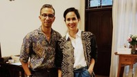 Selain dikenal sebagai istri dari Menteri Sosial Agus Gumiwang, ia juga adalah seorang mantan model. Foto: (Instagram/Loemongga Haoemasan)