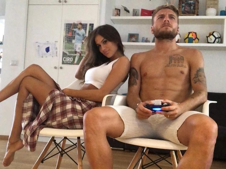 PlayStation Bikin Immobile Berpaling dari si Seksi Jessica Melena