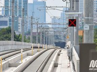 Menanti Laju MRT Jakarta