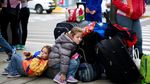 Krisis Makin Parah, Warga Ramai-ramai Kabur dari Venezuela