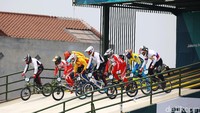 Di cabang balap sepeda BMX putra, Indonesia diwakili oleh I Gusti Bagus Saputra dan Toni Syarifudin.