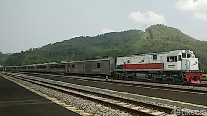 KA Sawunggalih, Purwokerto, Sabtu (25/8/2018).