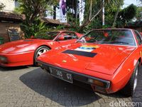  Ferrari  Klasik  Ketahuan Ngumpul di Jakarta