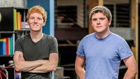 Patrick dan John Collison meraih status miliarder setelah perusahaan Stripe yang berusia empat tahun mereka menyalurkan pembayaran online bernilai US$ 9 miliar. Istimewa/Businessinsider.