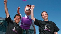 Jerry Yang dan David Filo dalam 4 tahun berhasil menjadi miliarder. Mereka mendirikan Yahoo pada tahun 1994. Pada 1998, mereka resmi menjadi miliarder. Istimewa/Businessinsider.