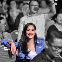 Ia sendiri sudah menikah dengan Agus Gumiwang selama 20 tahun dan telah dikaruniai tiga orang anak lelaki. Foto: Instagram @loemongga