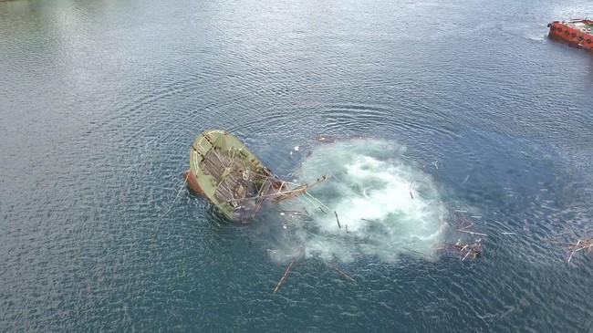Puluhan Tahun Curi Ikan, Bajak Laut Ini Kandas di Laut RI