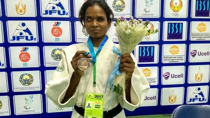 Tuna netra yang berhasil menjadi atlet Judo, Janki Goud. (Foto: Sightsavers) Tuna netra yang berhasil menjadi atlet Judo, Janki Goud. (Foto: Sightsavers)