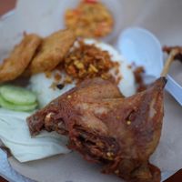 Ayo Rek! Jajan Rujak Cingur dan Cwie Mie di Festival Kuliner Bekasi