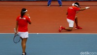Christo/Aldila merayakan kemenangan.