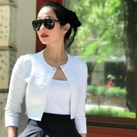 Ia adalah lulusan Boston College Amerika Serikat. Foto: Instagram @loemongga