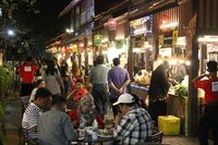 Ayo Rek! Jajan Rujak Cingur dan Cwie Mie di Festival Kuliner Bekasi