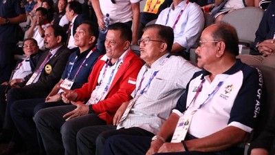 Potret Akrab JK-Gatot Tonton Pertandingan Asian Games di GBK